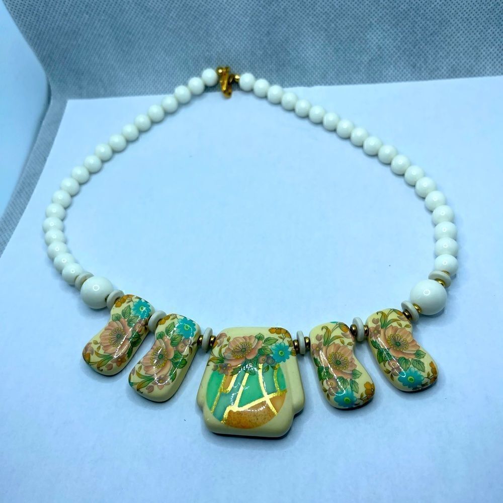 Vintage Japan necklace plastic and clay